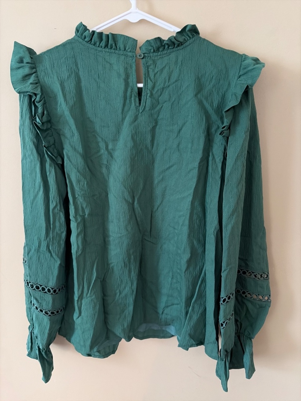 Green Ruffle blouse - Picture 3 of 4